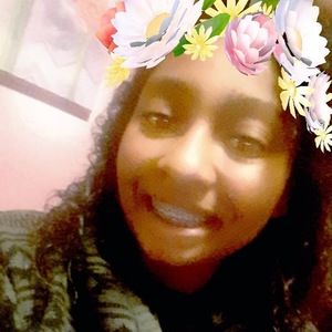 Meet your Posher, Layla